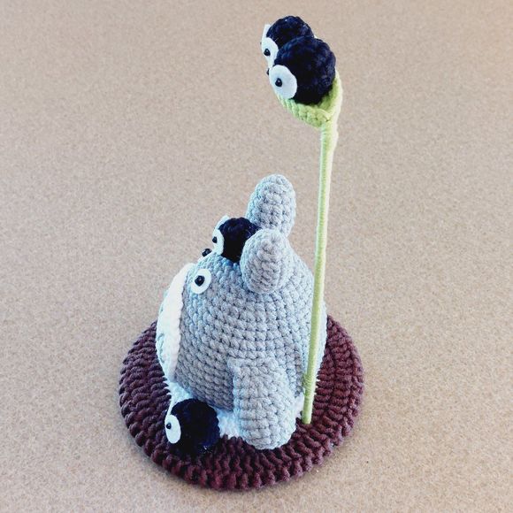 Handmade Totoro Crochet Plush Stuffed Animal Statue Display - Picture 4 of 9